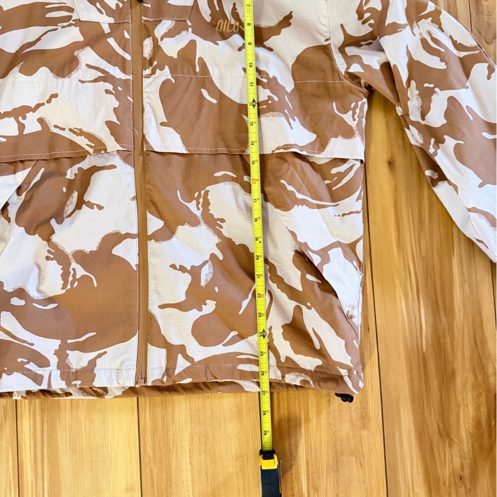 Qilo Tactical Retro Windbreaker in Desert DPM - Picture 3 of 7